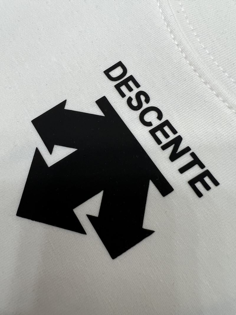 Descente T-Shirts